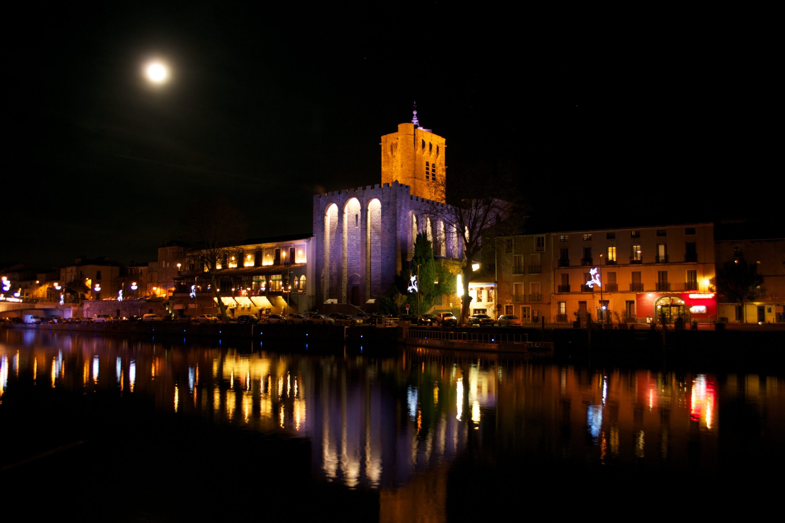 Agde – Cathédrale Saint Étienne – © Adobe Stock